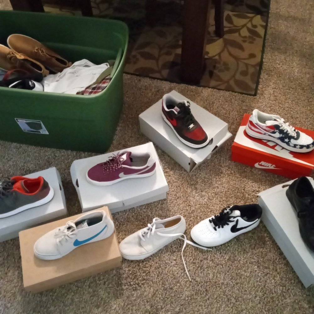 Shoes - Picture 2 of 2